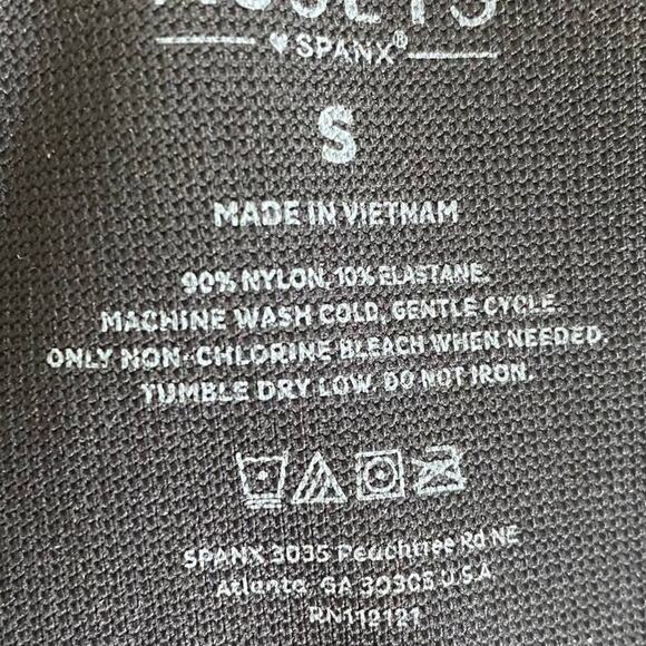 Spanx Seamless Black High Waisted Full Length Leggings Size Small - Picture 7 of 7